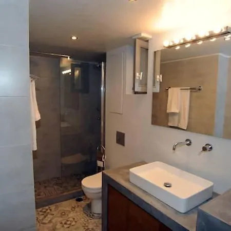 דירה Crecian Water Front *