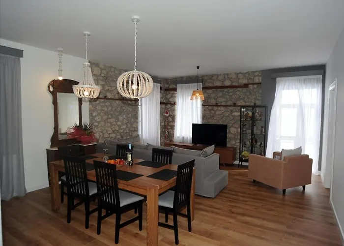 Crecian Water Front *